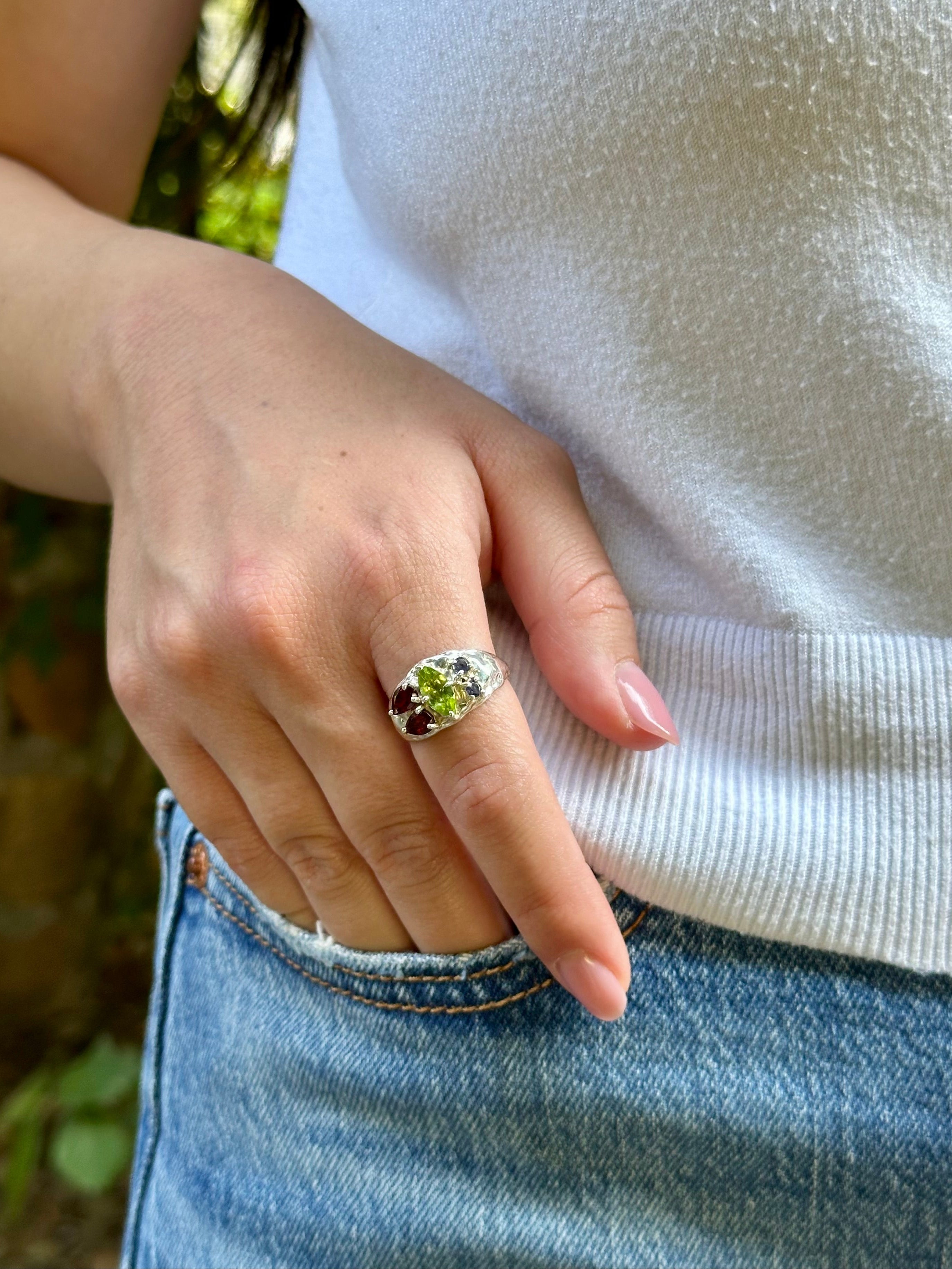 Anello Isa con pietre naturali