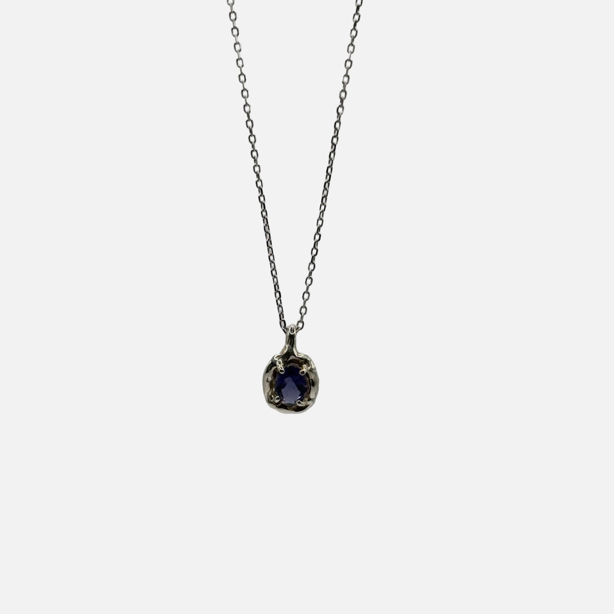 Collana Peonia con pietra naturale