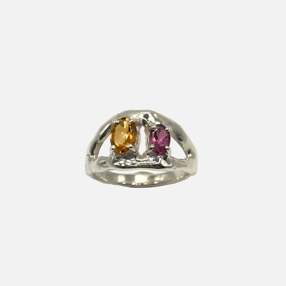 Anello Cercis con pietre naturali