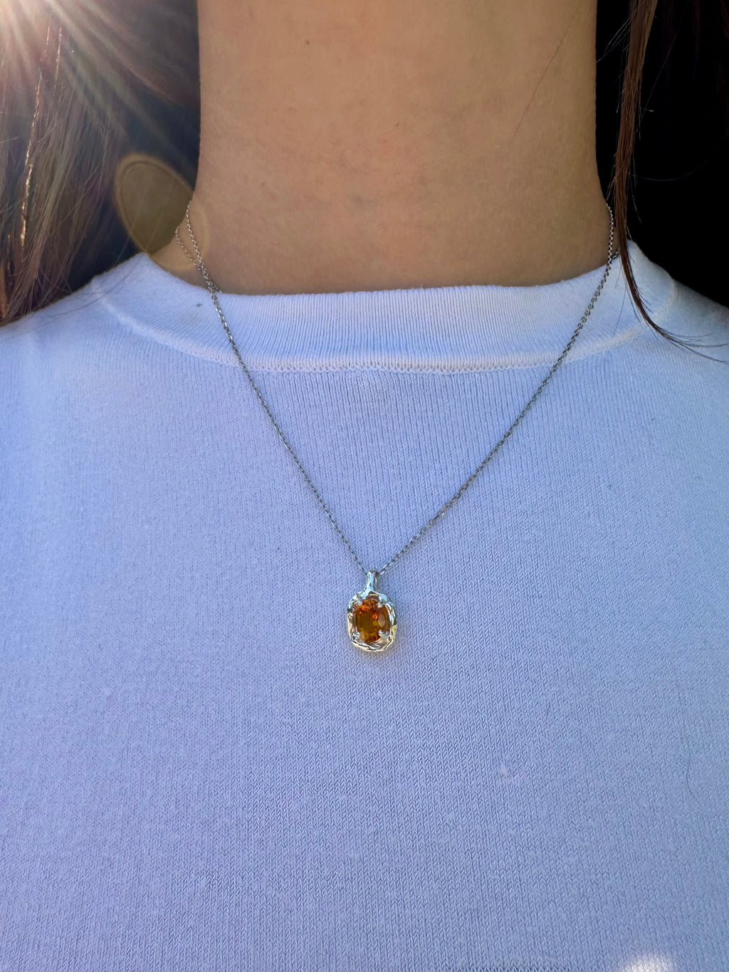 Collana Peonia con pietra naturale