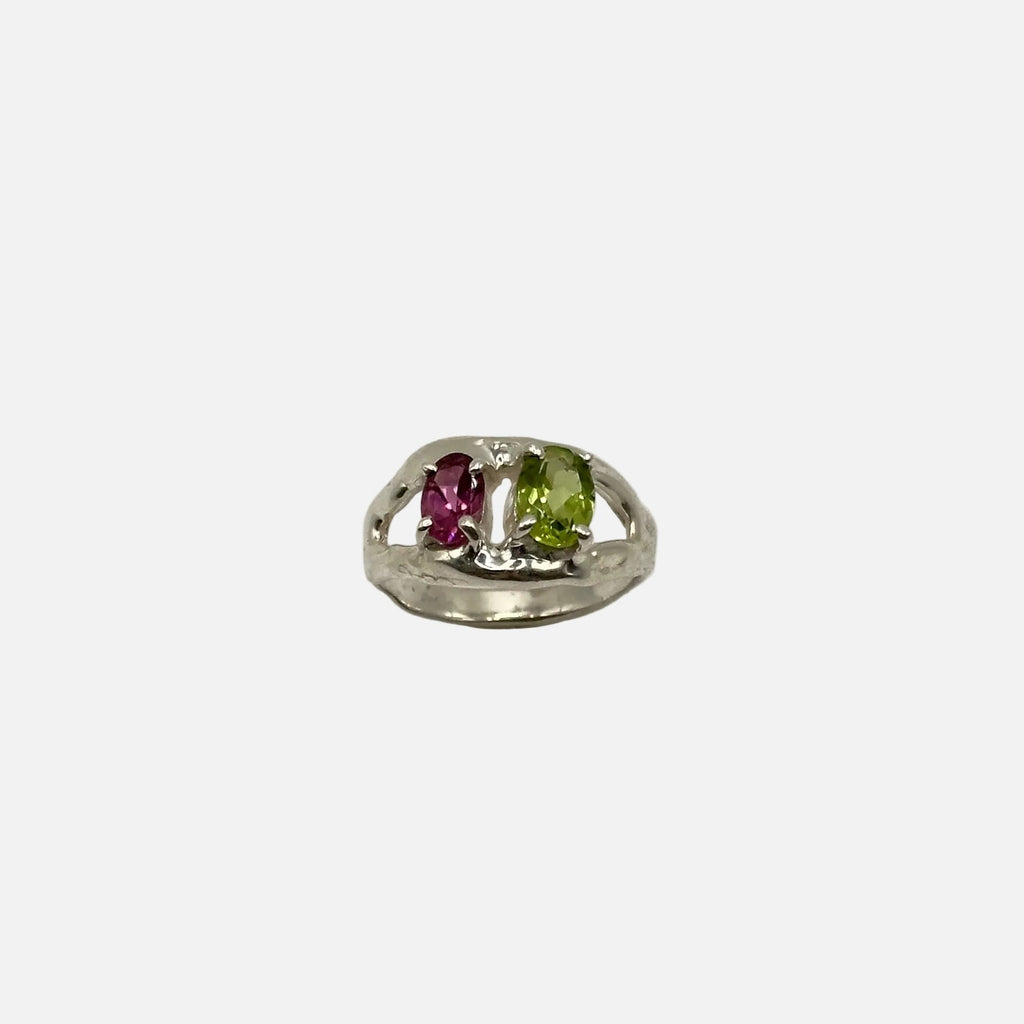 Anello Cercis con pietre naturali