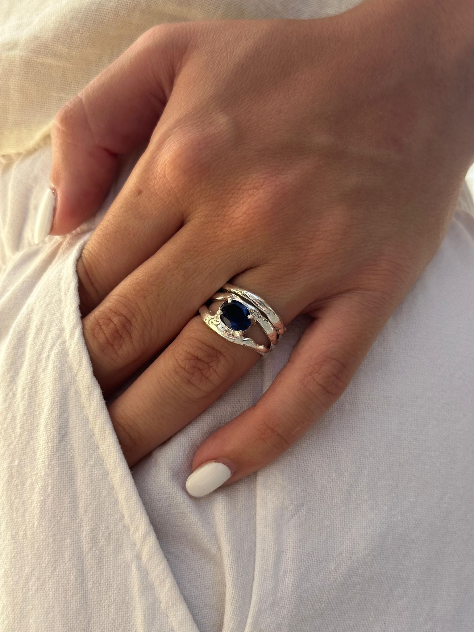 ANELLO OPHIRA